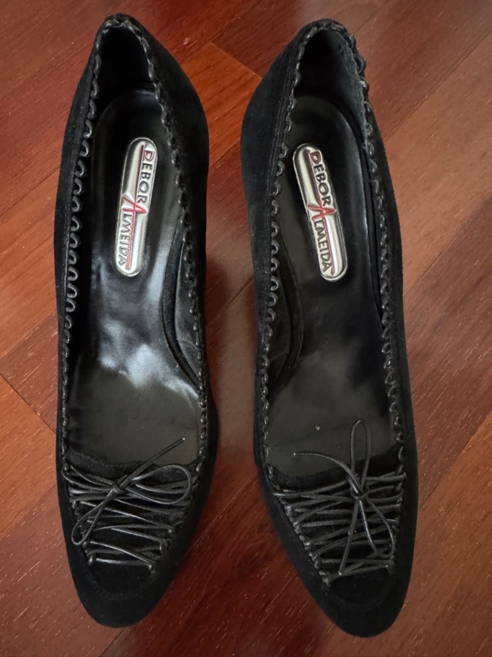 Deborah Almeida Black Suede Pump with Delicate Lacing and Scalloped Trim Size 8